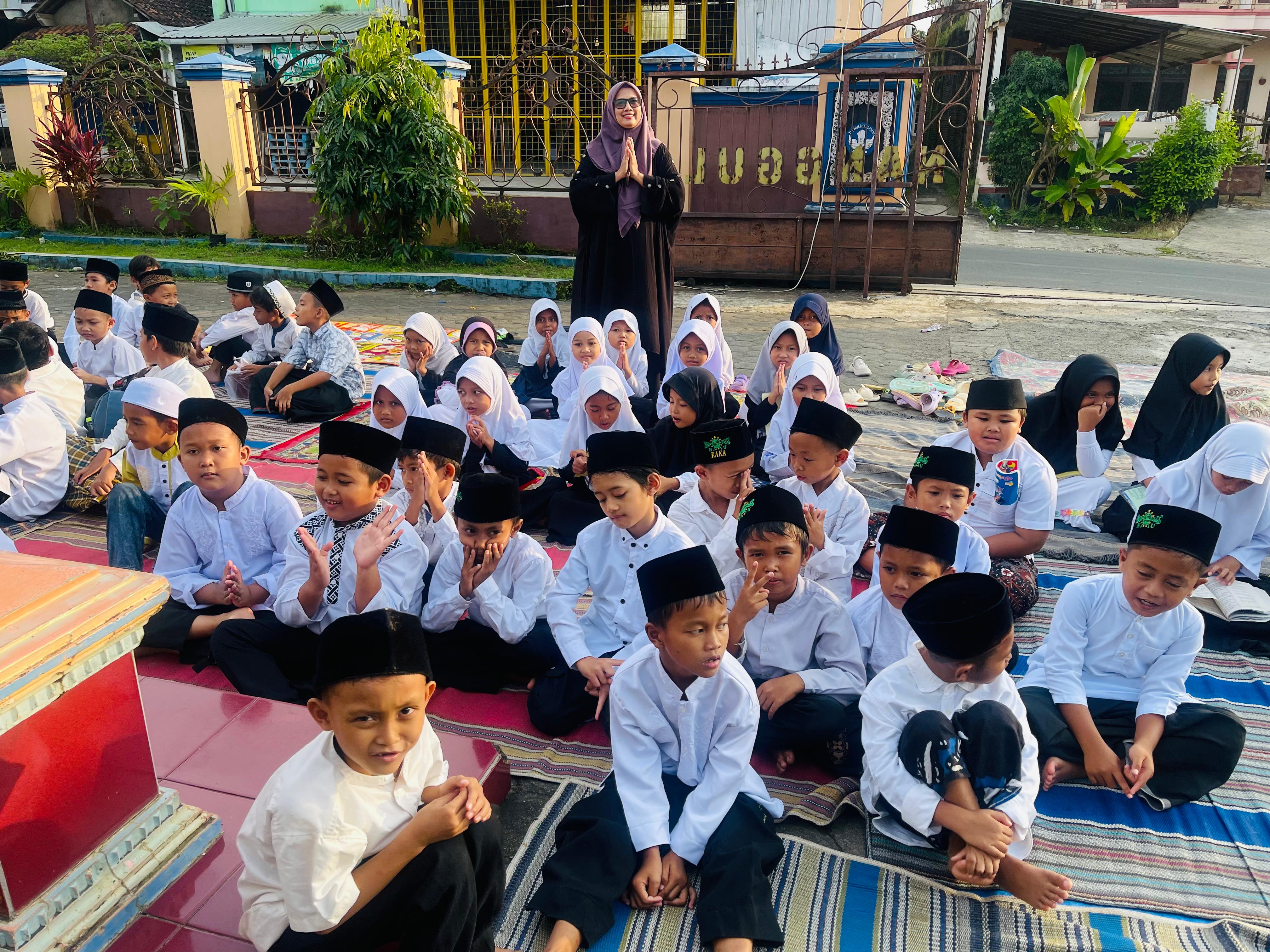 Bukber (Buka Bersama  ) Bulan Ramadhan